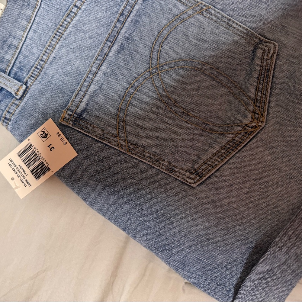 Women’s Jordache jean shorts size 13